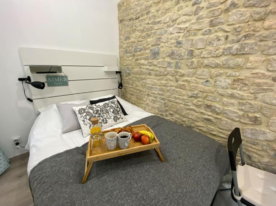 Bed In The City - Appart'Hotel - Historical Center Bayeux Exteriör bild