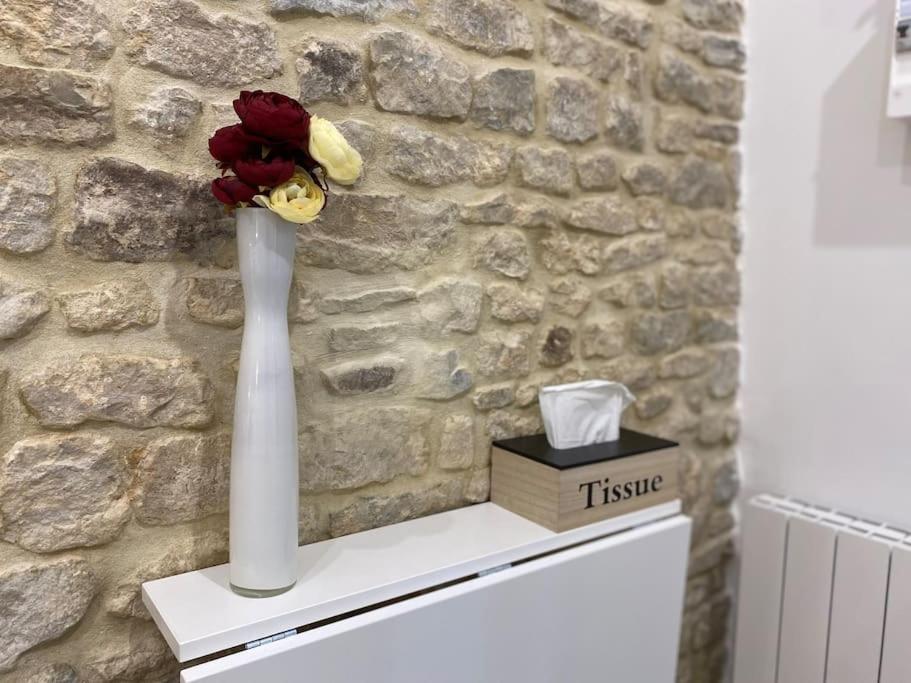 Bed In The City - Appart'Hotel - Historical Center Bayeux Exteriör bild